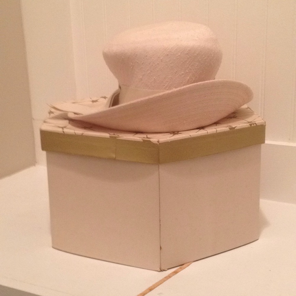 Vintage Linen Hat - Picture 7 of 7